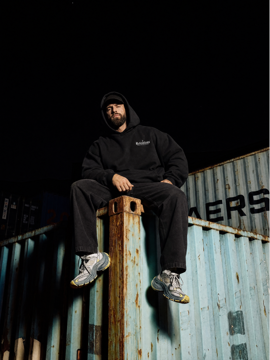 Relentless Pro Hood | Black
